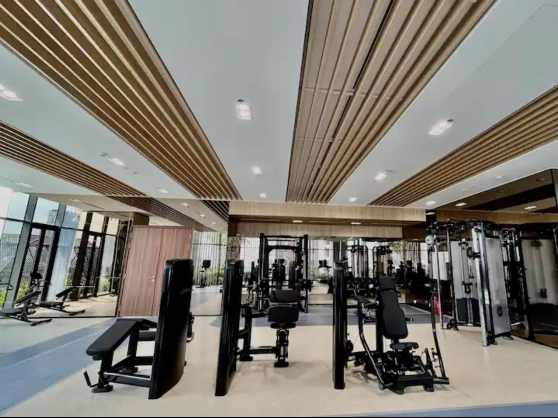 The Crest-Central Saigon Riverside -Free Pool-Gym-Sauna Room-Yoga Room Πόλη Χο Τσι Μινχ Εξωτερικό φωτογραφία